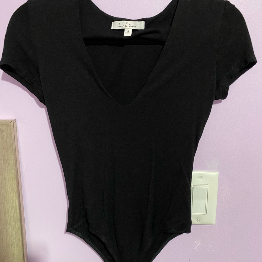Love tree black bodysuit size small